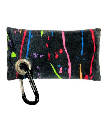 Disc Golf Chalk Bag | Dry Your Hands in the Heat of Summer | Attaches to Bag with a Carabiner | Improve Your Hand Grip for Consistency | Essential Disc Golf Accessories | Chalk by Hyzer Hound Discs Paint Streaks