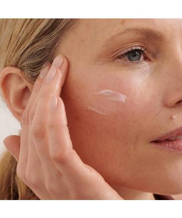 Balance Me Ceramide Barrier Booster 30ml | Lightweight Gel-Cream Hydrates & Locks in Moisture | All-Day Comfort for a Balanced Complexion - Shop Now - Buy Online on GoSupps.com