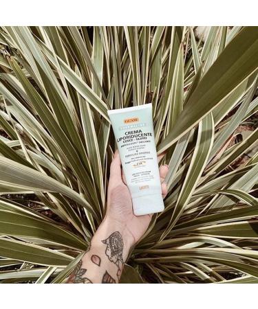 GUAM Seaweed Hot Reshaping Gel and Anti-cellulite Cream with Infrared Heat Benefits FIR, Lipo Reducing Cellulite Treatment, Firming Body Lotion - 6.7 OZ | By Guam Beauty - Buy Online on GoSupps.com