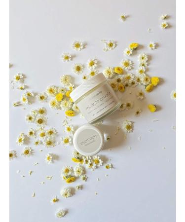 Miracle Moisturizer Cream by Skincando | All Natural & Organic Intensive Hydrating Cream | 2oz with Apricot Kernel Oil Grapefruit Seed Extract & Lavender - Buy Online on GoSupps.com