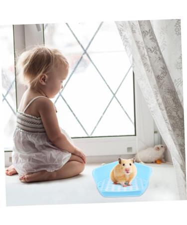BESPORTBLE Box Rabbit Toilet Trainer Potty Bunny Poop Scooper Small Animal Toilet Hamster Potty Pet Plastic 33X29.5X14CM Blue - Buy Online on GoSupps.com
