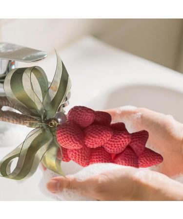 Savon Visage En Barre Forme Fraise - Savon Visage sur Cordon - Nettoyant claircissant Hydratant pour Soins du Corps Bain 1 ml (Lot de 1) - Buy Online on GoSupps.com