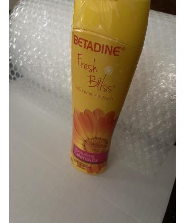 Fresh Bliss Feminine Wash - Moisturizing Calendula 250ml | Ideal for Women's Intimate Dryness - Shop Internationally - Buy Online on GoSupps.com