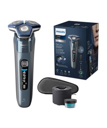 Philips Electric Shaver Series 7000 Wet & Dry with SkinIQ technology & Cable-free Quick Clean Pod S7882/50