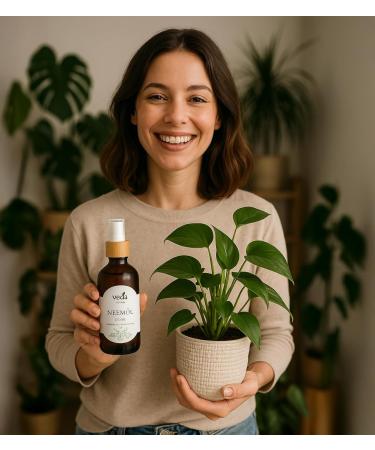 Huile de neem (100 ml) press e froid - vierge d'Inde - Ayurveda - Avec pompe de pulv risation - Sans colorants ni conservateurs - Soin naturel contre les moucherons fongiques - Soin - Buy Online on GoSupps.com