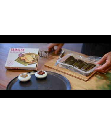 La Reina de las Tortillas - European leader in Mexican artisanal gastronomy - "Cochinita pibil" tamales. 100% nixtamilized corn. Suitable for celiacs. Tray of 3 units. Expiration 7 months - Buy Online on GoSupps.com