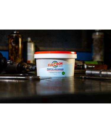 Fulcron Hand wash paste 750 ml emollient hand wash and detergent cleaning and degreasing power also ideal for removing difficult dirt industrial use - Buy Online on GoSupps.com