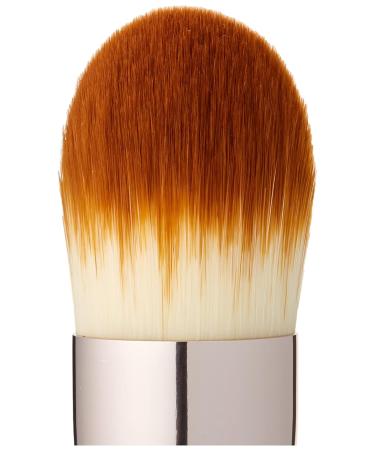 La Mer The Foundation Brush - Premium Make-Up Tool for Flawless Application | International Shipping Available - Buy Online on GoSupps.com