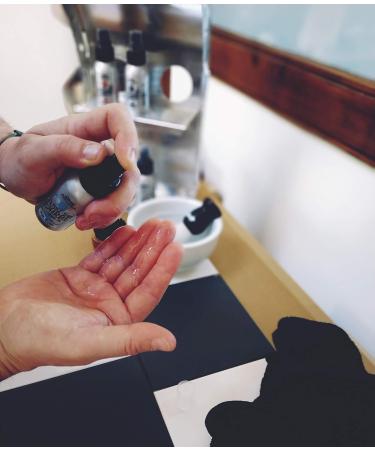 Buy Hairgum Barber Castor Beard Oil 40ml - Nourish Your Beard | International Shipping Available - Buy Online on GoSupps.com