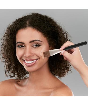 Masque Brush Square Brushes for Blending Liquid Cream - Cosmetic Supplies for Foundation Foundation Cream Pre-Makeup Masque Cream Concealer Pochy - Buy Online on GoSupps.com