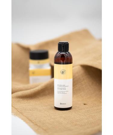 SKINEANCE - Organic Micellar Water - Reduces skin imperfections - Smoothes wrinkles - Moisturizes and nourishes the skin - All skin types - 200 ml - Buy Online on GoSupps.com