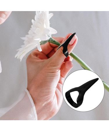 Fomiyes Halloween Accessories - 8pcs Metal Hair Tools for Curling & Cosplay Claws | Retro Black Men's Rings - Buy Online on GoSupps.com