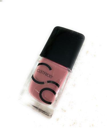 Catrice ICONAILS Gel Lacquer Nail Polish No. 89 She Needs A Herose Pink Long-Lasting Shiny No Acetone Vegan Microplastic Particles Free (10.5 ml)
