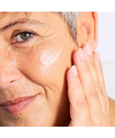 Topicrem - Mela Anti-Dark Spot Radiance Serum - Moisturizes for 24 hours Evens and Revives the Complexion Corrects and Prevents the Appearance of Dark Spots - Facial Care for Sensitive Skin - 30 ml - Buy Online on GoSupps.com