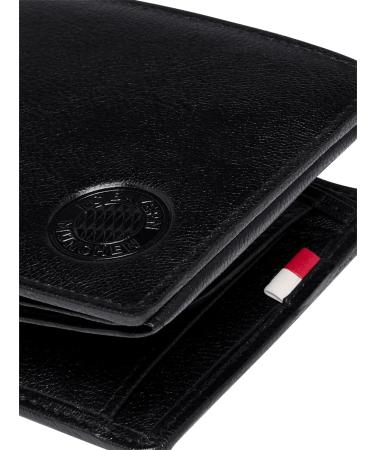 Buy FC Bayern Munich Wallet | Official Merchandise | International Shipping Available - Buy Online on GoSupps.com