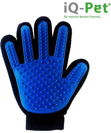 iQ-Pet Grooming Glove - 2 Sides: Rubber & Microfiber for Effortless Pet Care | International Shipping Available - Buy Online on GoSupps.com