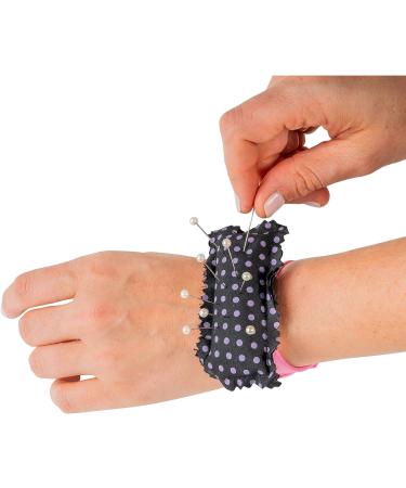 SINGER 07140 ProSeries Slap-On Wrist Pin Cushion - Assorted Prints - Buy Online on GoSupps.com