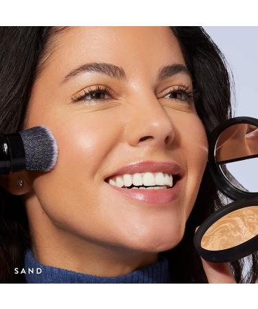 LAURA GELLER NEW YORK Retractable Black Kabuki Brush for Face Makeup - Buy Online on GoSupps.com