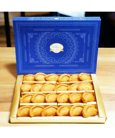 Ghasitaram Gifts Holi Sweets Holi Gifts Holi Hamper Sugarfree Healthy Wheat Gujiya Box (800 GMS)