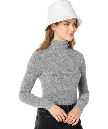 UGG Quilted Logo Bucket Hat - Large/X-Large - Nimbus | All-Weather Protection - Buy Online on GoSupps.com