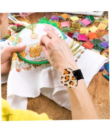 Frcolor Magnetic Bobby Pin Holder & Needle Organizer - Versatile Hair Clip & Bracelet Storage 24x6cm - Random Color - Buy Online on GoSupps.com