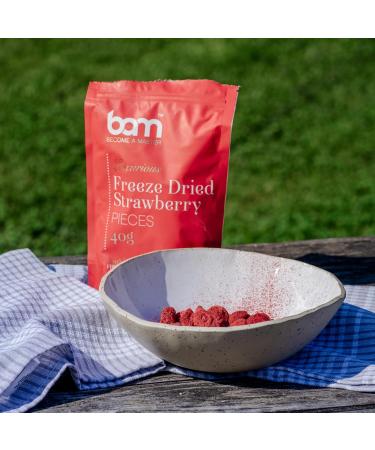 BAM Freeze-dried strawberries 40 g natural fruits perfect desserts rich taste - Buy Online on GoSupps.com