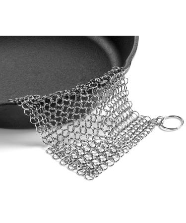 Cast Iron Skillet Cleaner, 316 Stainless Steel Chainmail Cleaning Scrubber  with Silicone Insert for Cleaning Castiron Pan,Griddle,Baking Pan