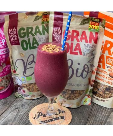 Granola au Chocolat Blanc et Fraises sans Gluten 1 5 kg - Cuit l'Huile d'Olive Vierge Extra - Produits Naturels - Production 100% Artisanale - Emballage Recyclable - La Newyorkina - Buy Online on GoSupps.com
