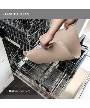 Shop Reopet Silicone Pet Feed Mats - Waterproof Dog & Cat Space Mats with Elevated Edges - 71 x 45 cm (1 Pack) - International Shipping Available - Buy Online on GoSupps.com