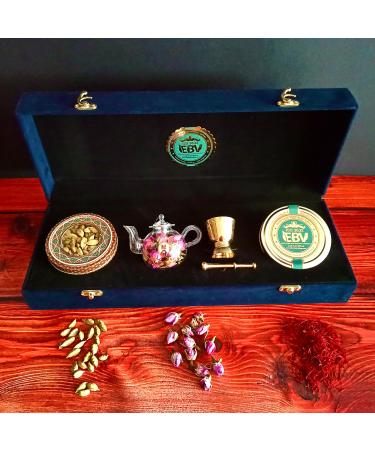 Luxurious Saffron Gift Box for Chefs: 9 Gr Grade A+ Organic Super Negin Coupe Saffron Threads Green Cardamom Rose Bud Tea Dried Saffron Teapot Small Brass Mortar and Pestle (Navy Velvet Box)
