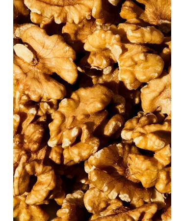 KoRo - Extra Walnut Kernels 200g - Shellless - No Additives - Crunchy - Natural - As a snack for cooking or baking - Buy Online on GoSupps.com