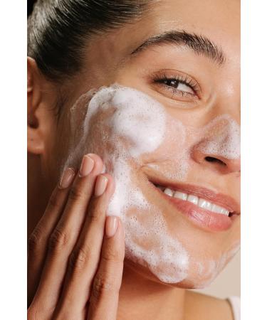 Dermalogica Breakout Clearing Foaming Wash 295ml - Anti-blemish cleansing gel for young skin - Buy Online on GoSupps.com