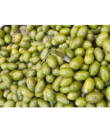 Greek Green Olives with Oregano | 1kg Vacuum-Sealed | Traditional Chalkidiki Variety |Key in The Mediterranean Diet | Loaded with Important Nutrients and Antioxidants| No Preservatives - Buy Online on GoSupps.com