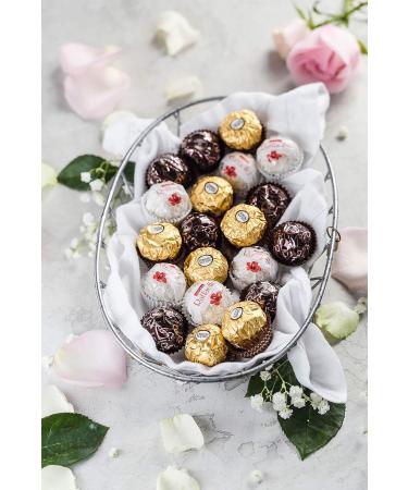 Ferrero Collection Chocolate Christmas Advent Calendar Fine Assorted Chocolate and Coconut Candy 25 Count Individually Wrapped Candies 271 Grams - Buy Online on GoSupps.com