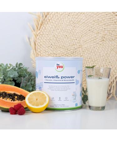 Power Protein Pure - Dr. Strunz + MCT Oil Vanilla Set | Fitness Protein Powder & 100% Coconut Oil MCT Oil - 750g + 250ml - Buy Online on GoSupps.com