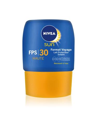 NIVEA SUN Protect & Hydrate Sun Lotion SPF 30 (1 x 50 ml), Travel Size Sunscreen, Sun Protection for Adults, Moisturizing and Water Resistant