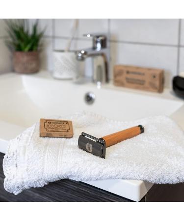 Chinchilla Beech Wood Razor Plane - Eco-Friendly Wet Razor for Men & Women | Includes 10 Blades & Bags | Sustainable Zero Waste & Plastic-Free | Made in Germany - Buy Online on GoSupps.com