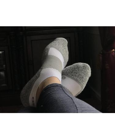 OrthoSleeve WC4 Wellness Care No-Show Socks in Black - Size Medium (1 Pair) - Buy Online on GoSupps.com