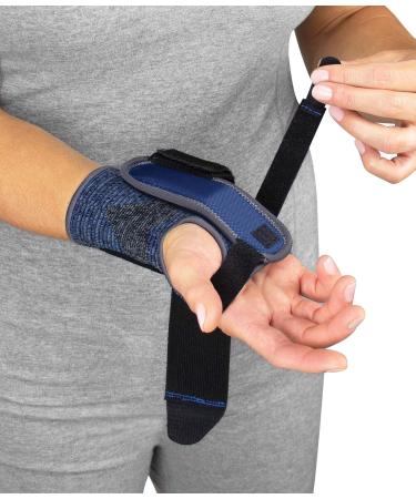MUELLER Sports Medicine Reversible 3-in-1 Wrist Brace with Splint - Unisex Adjustable Size Black/Blue | International Shipping Available - Buy Online on GoSupps.com