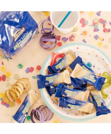  Tirma Tirma Ambros as Pack of 16 mini icing bars filled with cream and white chocolate 216 g - Buy Online on GoSupps.com