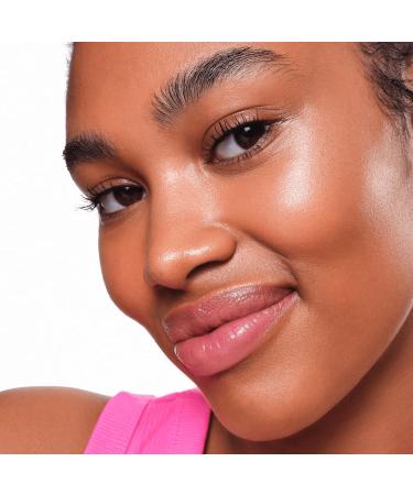 Essence Cosmetics Baby Got Glow Highlighter Stick Illuminateur R sultat Instantan Brillant Luminescent Chatoyant (5.5g) Rosy Glaze - Buy Online on GoSupps.com