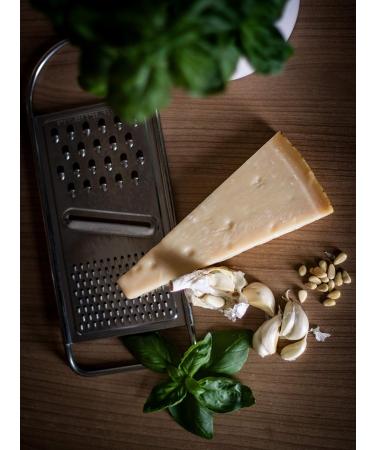 1001 Fruit Pine Nuts 250g - Raw & Untreated Vegan Snack | Perfect for Salads & Muesli Toppings - Buy Online on GoSupps.com