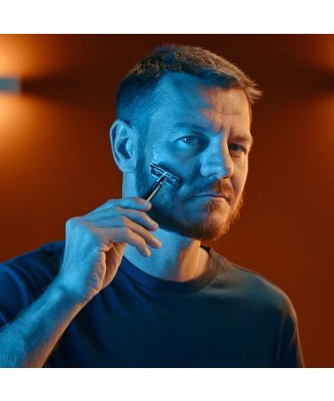Gillette Razor for Precision Beard Refinement + 5 Replacement Blades | Best International Shipping - Buy Online on GoSupps.com