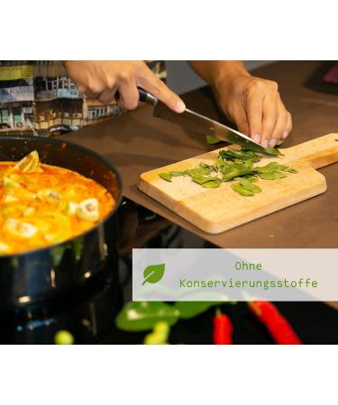 echtthai Kaffir lime leaves pack of 8 pieces 8 x 2 g suitable for Thai Curry freezedried box of 8 pieces - Buy Online on GoSupps.com