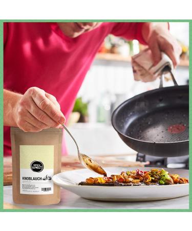 AAPACK UG Spicy Welt Garlic Powder 250g Finely Ground Garlic For Vegetables Meat & Sauces Savory Aromatic & Versatile 100 Natural & Without Additives - Buy Online on GoSupps.com