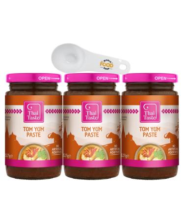 Thai Taste Tom Yum Paste 227g Pack of 3 with World Food Shop Scoop - Spicy and Tangy Tom Yum Paste Gourmet Thai Cuisine Essential Convenient Multi-Pack with Scoop