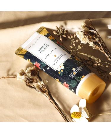 Luxetique Women's Spa Gift Set | 8PC Tahiti Island Bathing Set & Essentials | Perfect Pamper Gifts for Mom & Birthday Presents | Mother's Day Gift - Buy Online on GoSupps.com