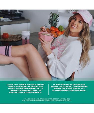  Scitec Nutrition Scitec Nutrition Protein Delite Shake a flavored protein powder drink with chocolate pieces L-carnitine 700g Chocolate - Buy Online on GoSupps.com