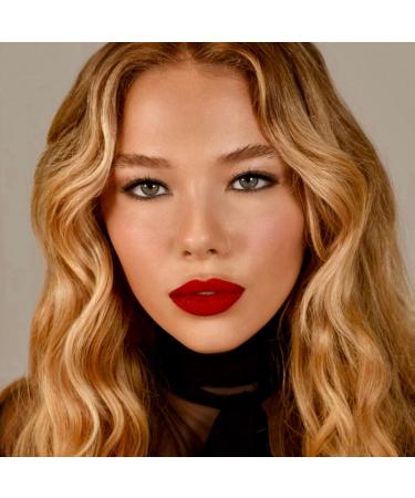 Le Metier De Beaute Colour Core Matte Lipstick - New York | Luxury International Shipping Available - Buy Online on GoSupps.com