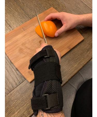 Blue Jay Carpal Tunnel Wrist Brace | Elite Healthcare Support | Skin-Friendly Material | Ideal for Gym Sessions | Small/Medium Black - Buy Online on GoSupps.com